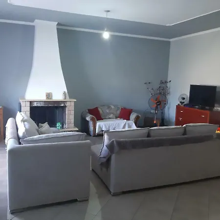 Tiku Friend's Aparments كساميل