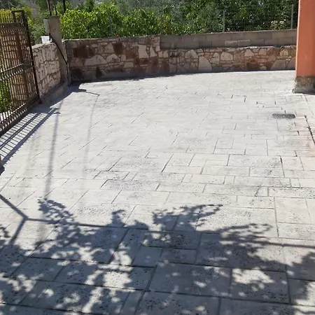شقة Tiku Friend's Aparments كساميل